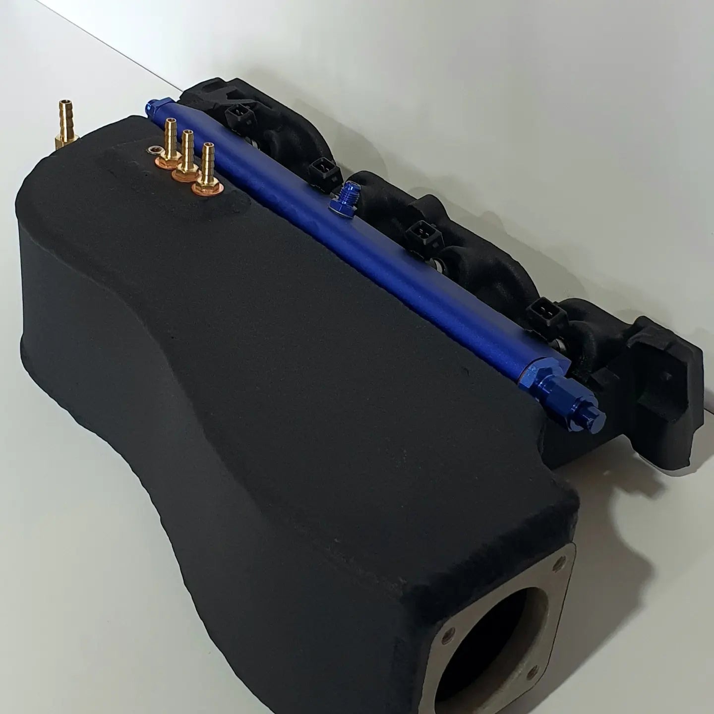 Megane 3 rs / clio 3 rs custom intake manifold